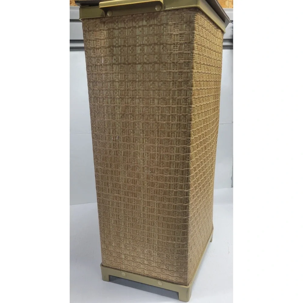 Vintage Mid Century Woven Wicker Style Laundry Hamper Harvest Gold Vinyl Lid